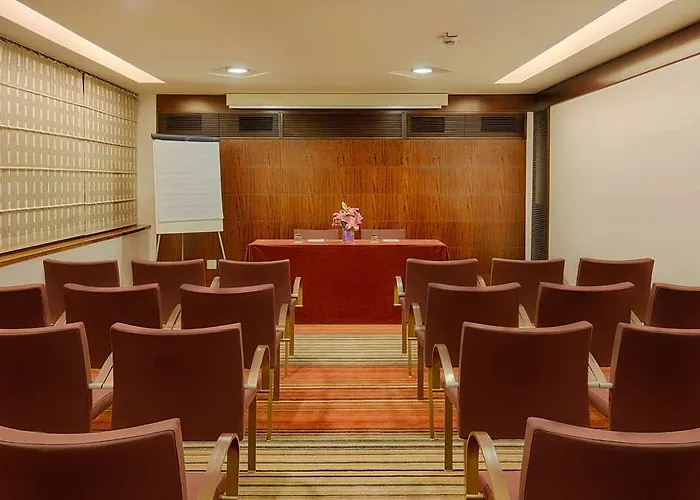 Nh Hotel 4*